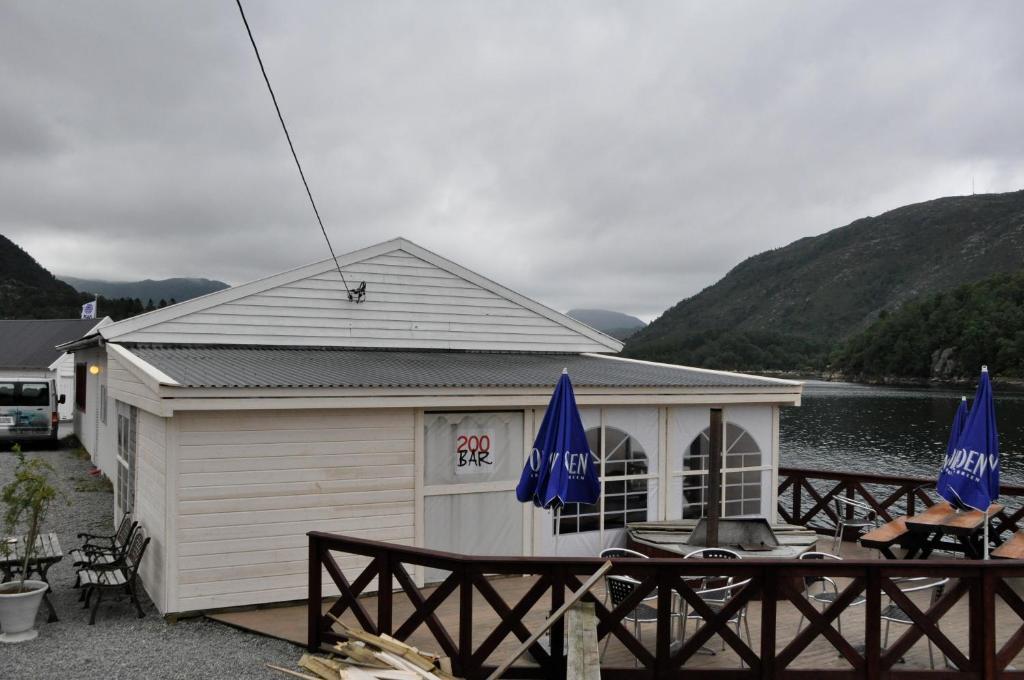 Gulen Dive Resort Dalsoyra Bagian luar foto